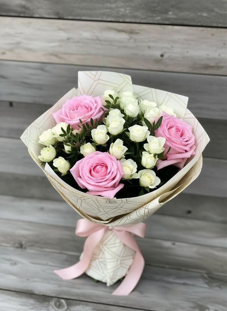 Букет цветов из: Розы в Курждипскую
