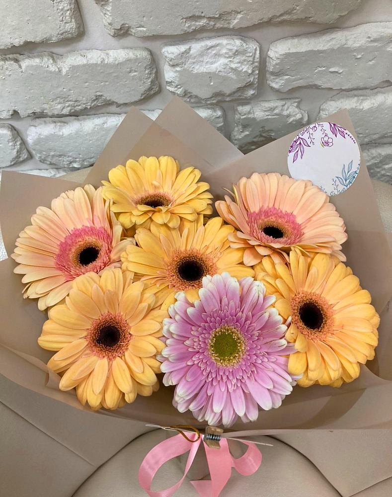 Букет цветов из: Герберы в Курждипскую