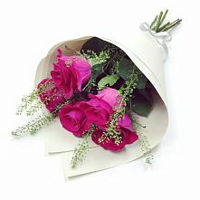 Букет цветов из:  Розы в Курждипскую