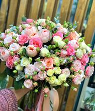 Букет цветов из:  Розы #REPLACE_PRED# Курждипскую