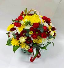 Цветочная композиция из Хризантемы и Розы в корзине в Курждипскую