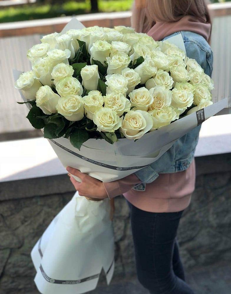 35 Белых роз в Курждипскую Букет 35 Белых роз в Курждипскую