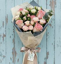 Букет цветов из:  Розы в Курждипскую
