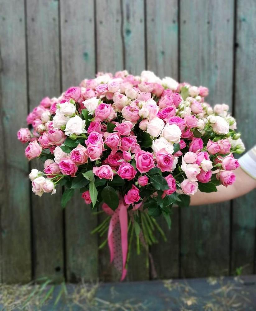 Букет Розовые кустовые розы Натали и Лав Лидия в Курждипскую