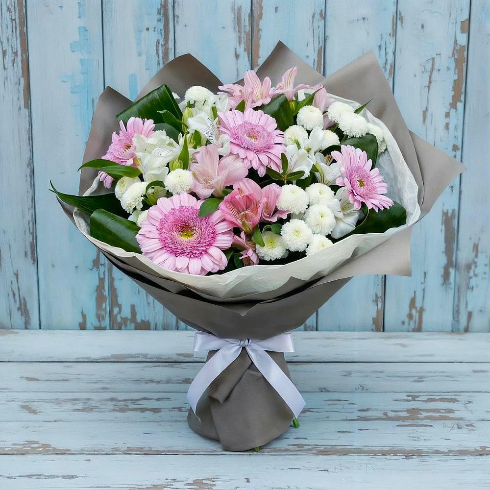 Букет цветов из: Герберы, Альстромерии и Хризантемы в Курждипскую