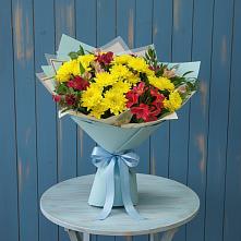 Букет цветов из:  Альстромерии и Хризантемы #REPLACE_PRED# Курждипскую