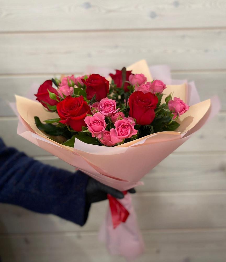 Букет цветов из: Розы в Курждипскую