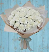 Букет цветов из:  Гвоздики в Курждипскую