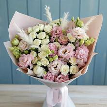 Букет цветов из:  Альстромерии и Розы в Курждипскую
